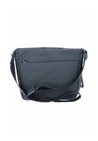 Graue Stoff-Umhängetasche mit texturierter Oberfläche, verstellbarem Tragegurt und einer Fronttasche, die ein kreisförmiges Hardware-Detail aufweist.