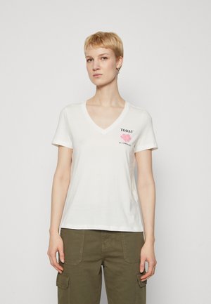 Vero Moda Tall VMJADE VANESSA - Μπλουζάκι με στάμπα - snow white