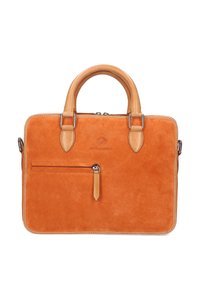Sac en daim de couleur orange vif avec des poignées en cuir, une poche zippée à l'avant et des coutures contrastées. Présente un logo en relief.