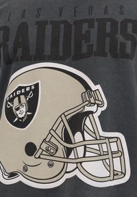 Re:Covered NFL RAIDERS HELMET WASHED - Printtipaita - black