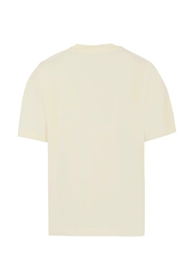 Korte mouw t-shirt in crème kleur, gemaakt van zachte katoen. Heeft een ronde hals en een eenvoudige design zonder zichtbare patronen of accenten.