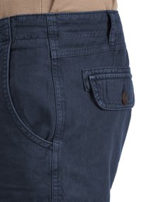 Unselected, insignia blue
