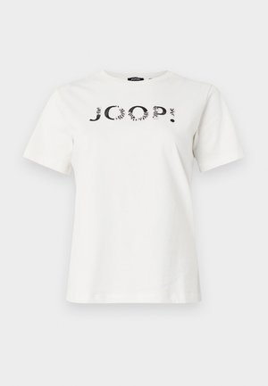 Wit katoenen T-shirt met een zwarte grafische print van het woord "JOOP!" aan de voorkant. Ronde halslijn en korte mouwen.