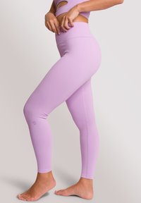 OCEANSAPART ELODIE - Tights - mistylavender