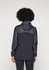 Peak Performance LIGHTWEIGHT WIND ANORAK - Chaqueta Hard shell - black