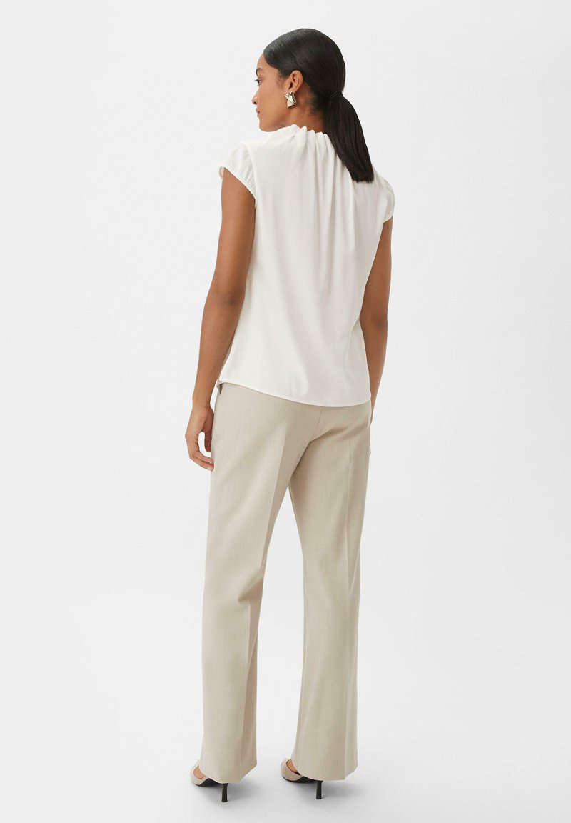 Blouse Courte Manches Blanches COMMA - Taille 38, Neuve Avec Code ZC316