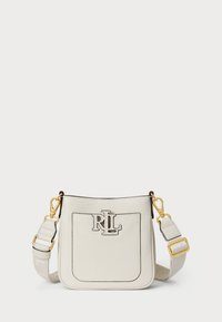 Unselected, soft white