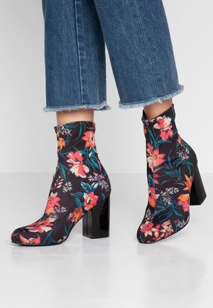 High heeled ankle boots - multi-coloured
