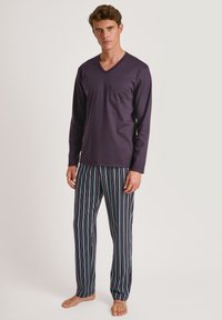 Calida RELAX STREAMLINE - Nachtwäsche Set - plum