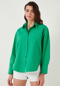 Loose Fit - Button-down blouse - green