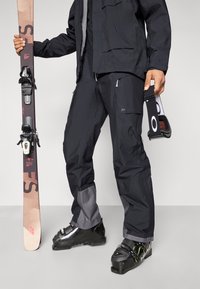 Houdini ROLLERCOASTER BIB PANTS - Pantaloni de schi - true black