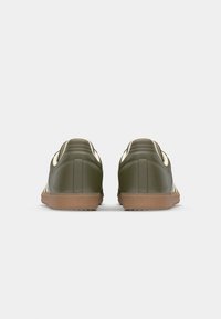 adidas Originals SAMBA OG UNISEX - Sportcipő - medium dark khaki/off white
