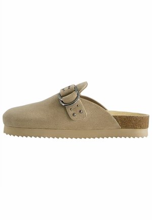 BUCKLED WITH STUD DETAILS  - Pantolette flach - taupe