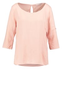 Blusa rosa chiaro realizzata in tessuto morbido, con scollatura tonda, maniche a tre quarti e dettaglio a forma di occhio di bue sul retro.