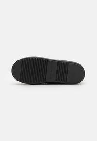 Tommy Hilfiger Bottines à plateau - black