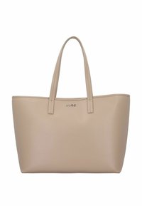 Sac tote en matériau texturé beige clair, doté de deux anses et d'un logo sur le devant. Forme simple et structurée sans embellissements.