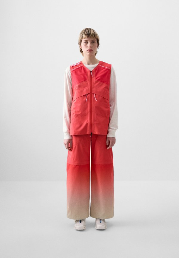 TRAILBLAZER VEST - Waistcoat