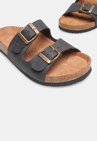 Bata Natikače - nero