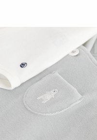 Petit Bateau NEWBORN ENSEMBLE SALOPETTE UNISEX - Kombinezons ar lencēm - marshmallow