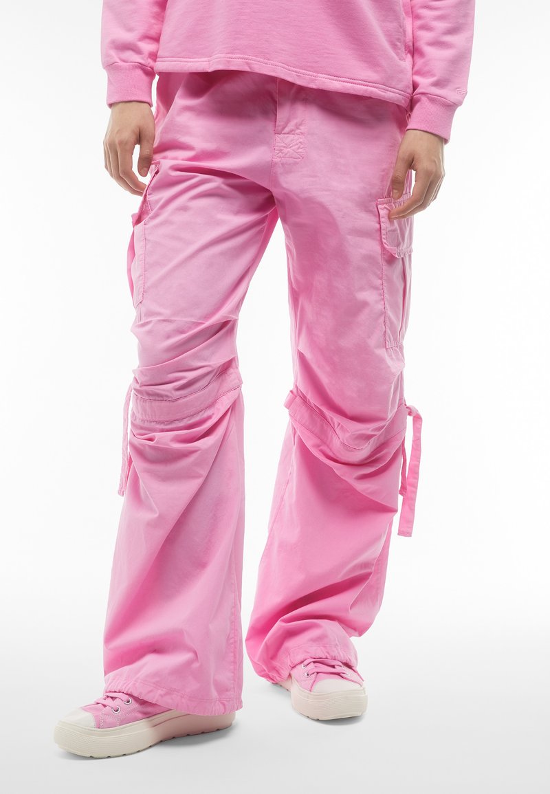 Freddy MELANIE CARGO - Housut - fuchsia pink