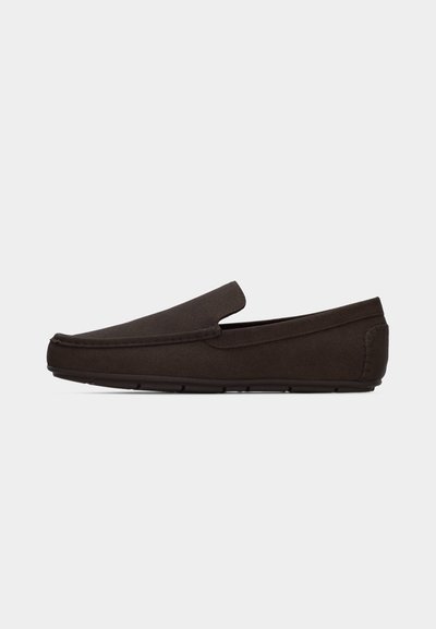 BATA Mocassino Uomo In Pelle Scamosciata – Design Versatile, Comodo E Traspirante Per L'estate