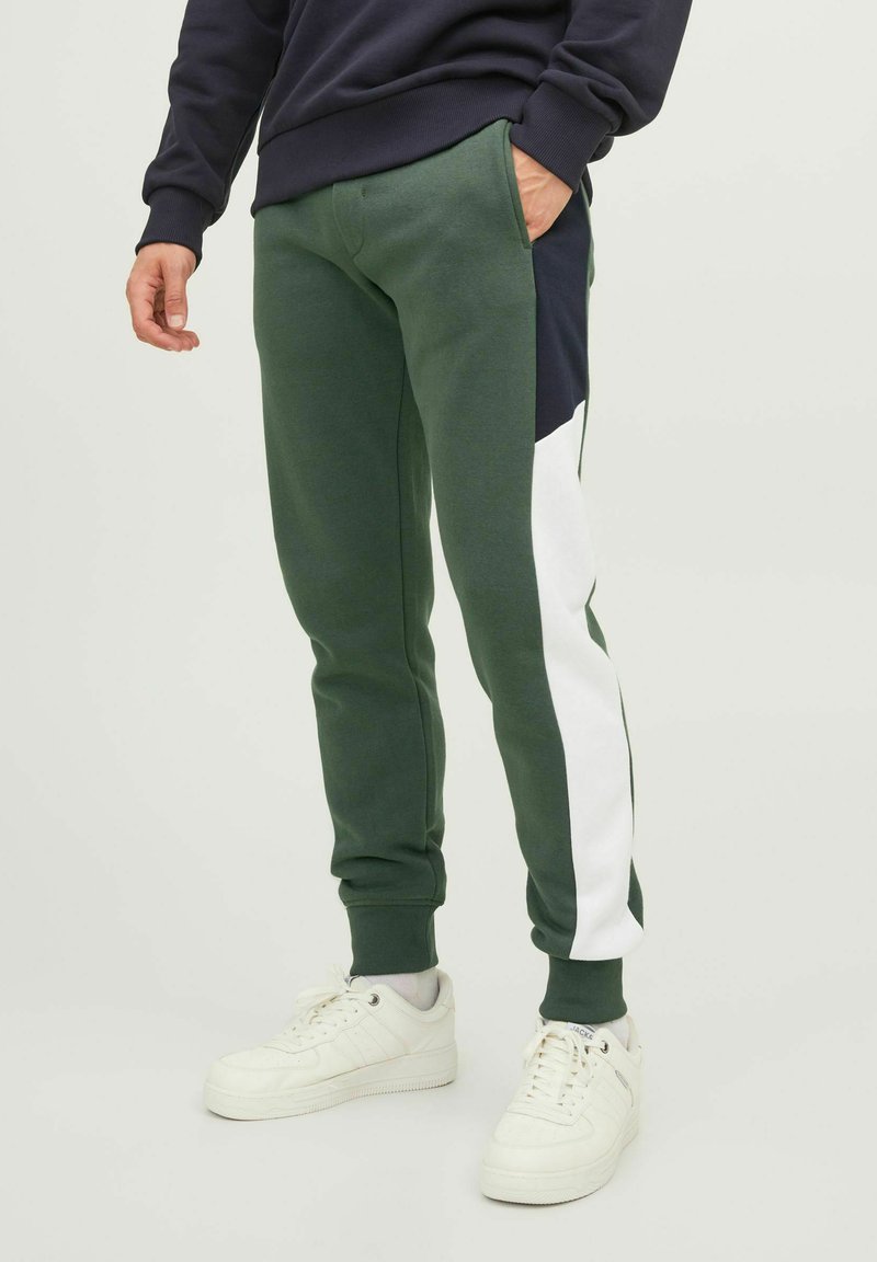 Jack & Jones - JPSTWILL JJREID PANT  - Tracksuit bottoms - mountain view, Enlarge