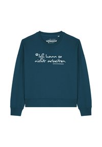 Teal sweatshirt met lange mouwen, ronde hals en geribde manchetten. De voorkant heeft witte tekst: “Ich kann so nicht arbeiten.” Zacht, casual materiaal.
