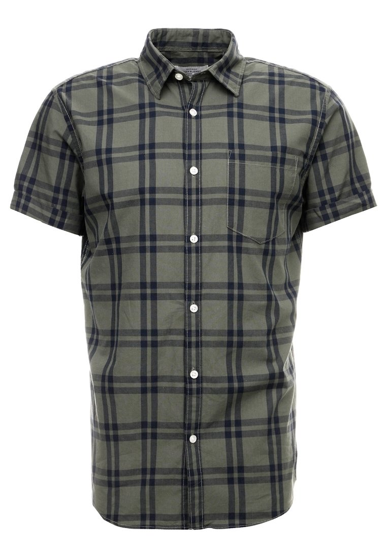 Camisa de manga corta con botones, con patrón de cuadros en verde y azul marino y bolsillo en el pecho.