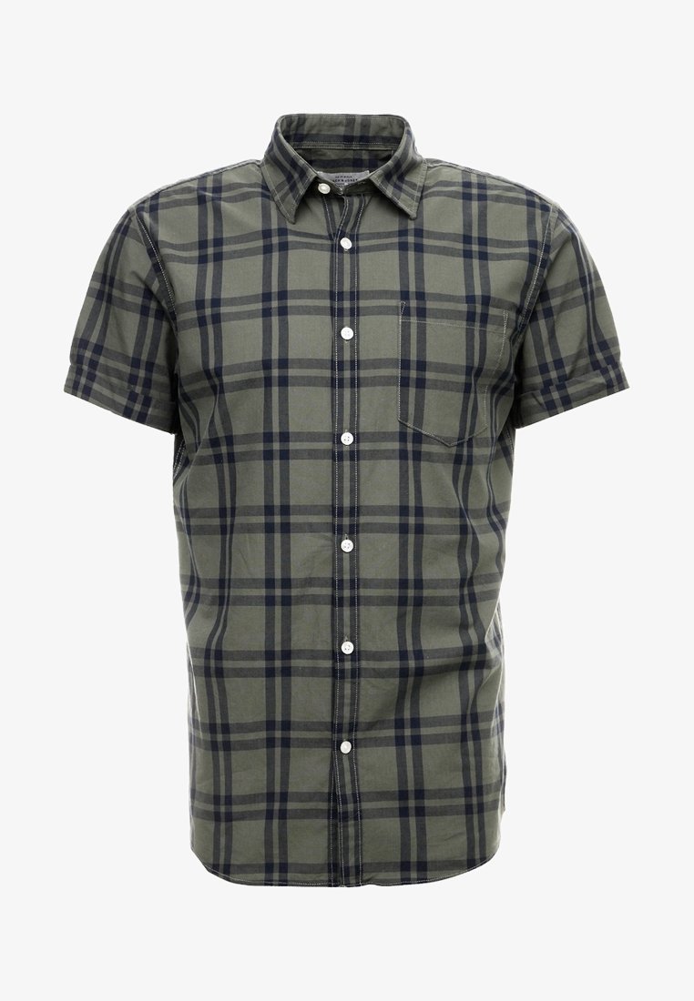 Camisa de manga corta con botones, con patrón de cuadros en verde y azul marino y bolsillo en el pecho.