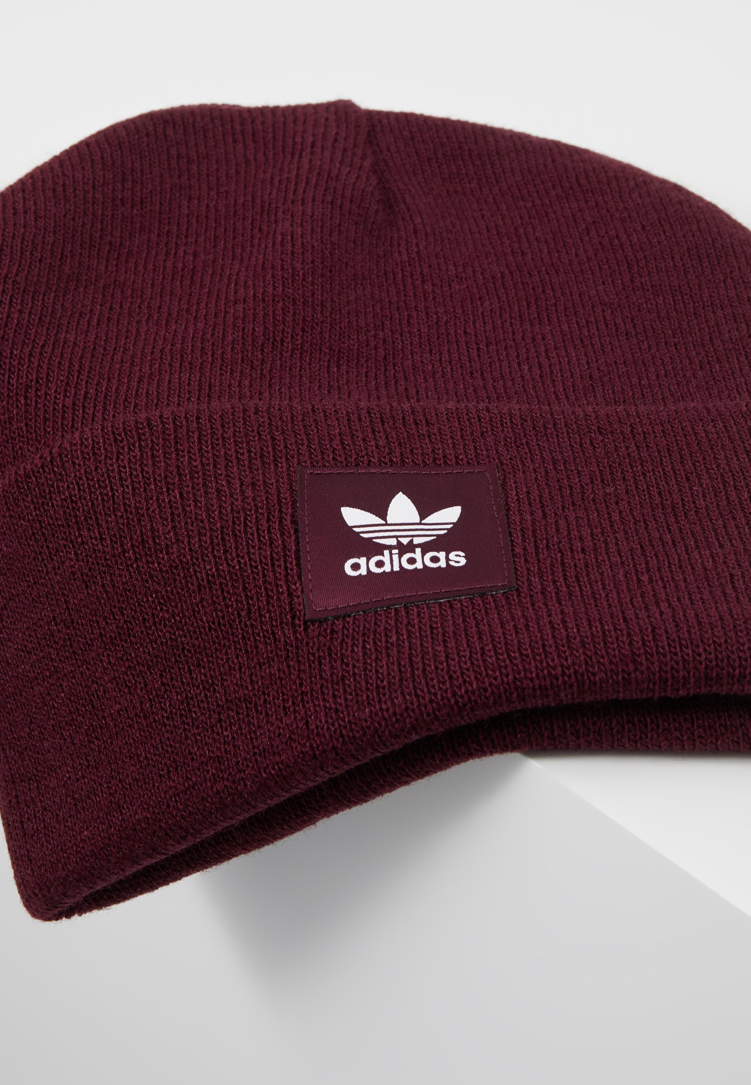 adidas classic maroon
