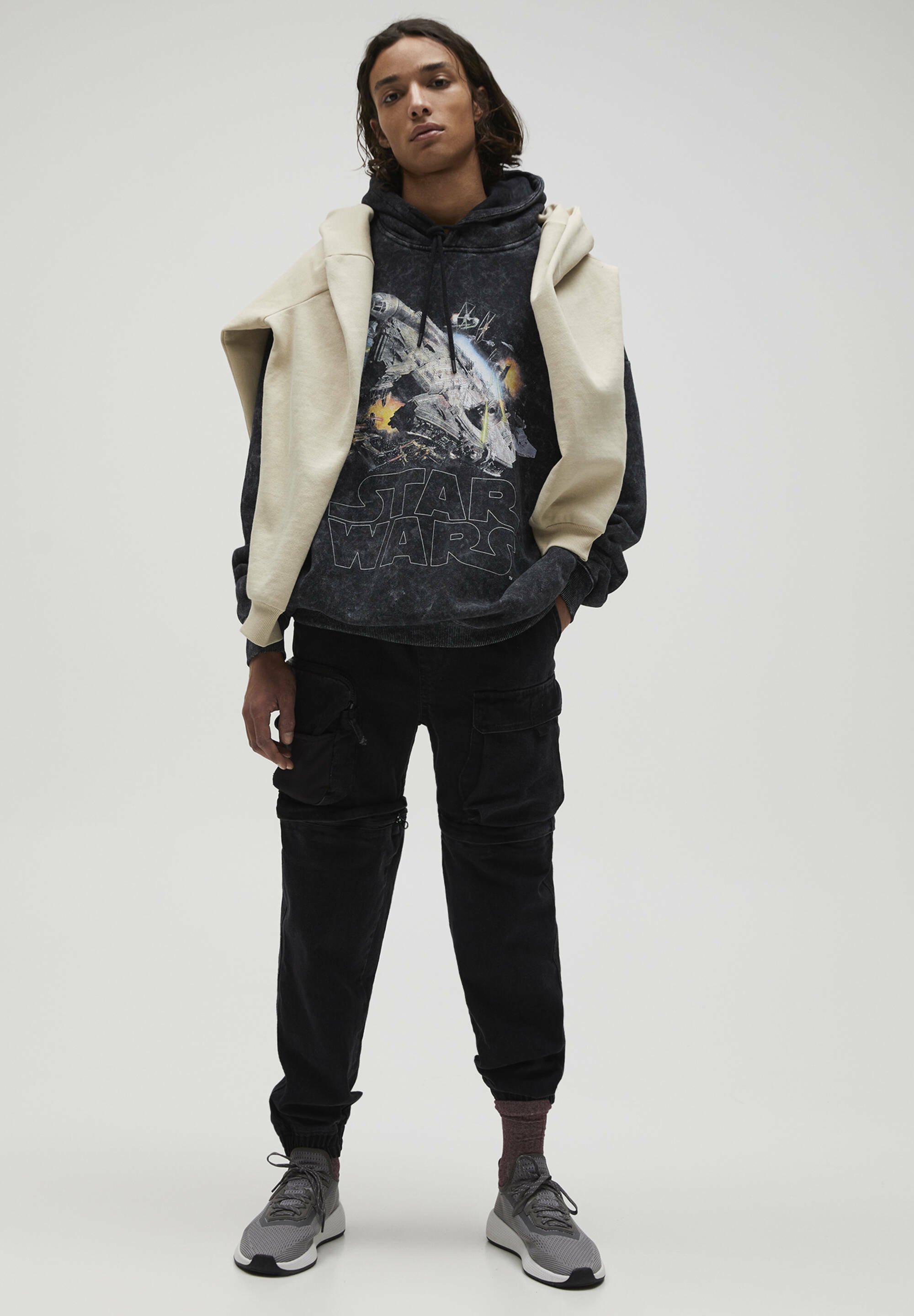 pull and bear star wars sweat
