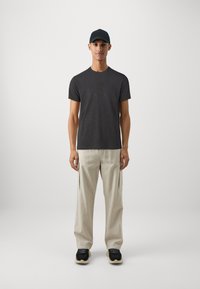 Belstaff SIGNATURE - Apdrukāts T-krekls - charcoal heather