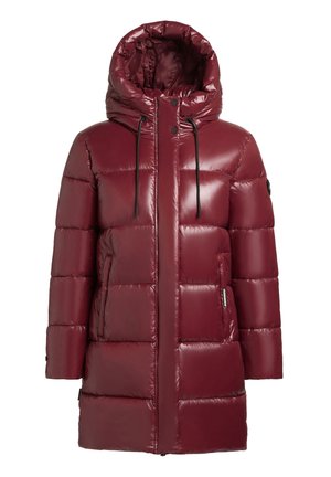 Cappotto imbottito bordeaux con finitura lucida, cappuccio oversize, chiusura con zip e due tasche laterali. Presenta cordini elasticizzati per la regolazione.