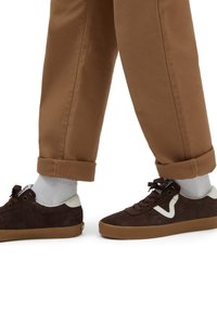 Vans - SPORT LOW UNISEX - Sneakers laag - bambino chocolate brown Miniatuurafbeelding 1