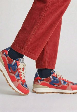 Panafrica, AKANDA - Sneaker low - coral