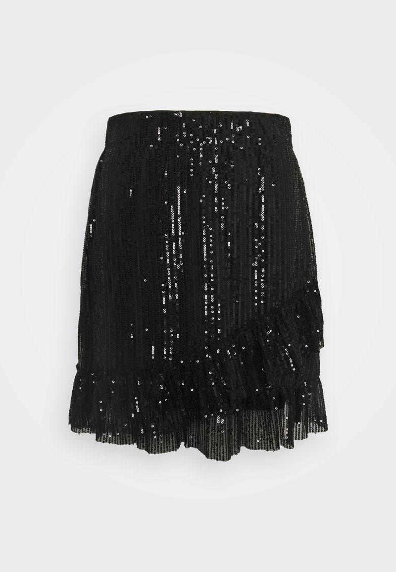 Mini-jupe noire avec sequins verticaux et détail de ourlet à volants sur un fond uni.