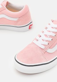 Vans OLD SKOOL - Tenisky - powder pink/true white