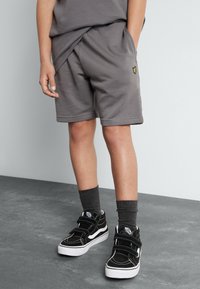 Lyle & Scott - CLASSIC  - Šortky - dark grey Miniatúrny obrázok 1