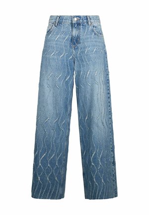 Jean bleu taille haute à jambes larges avec un motif de couture ondulé texturé, poches avant et fermeture à bouton.