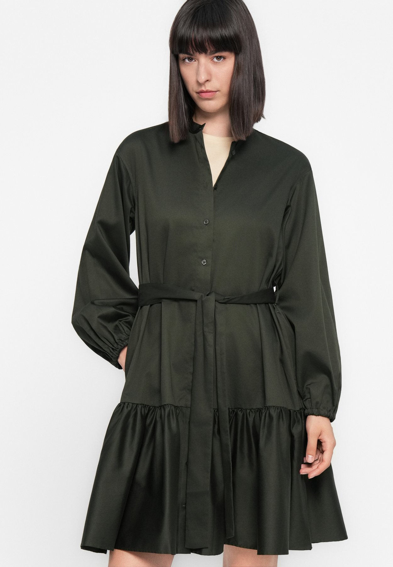 Blusenkleid