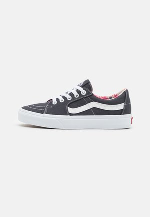Sneakers - dark grey