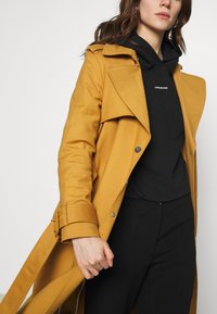 Calvin Klein Jeans MICRO BRANDING  - Jersey con capucha - black
