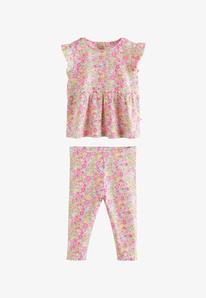 Costum pentru copil mic format din top cu mâneci scurte și volane, cu flori, și colanți asortați cu imprimeu floral în culori roz, verde și galben.