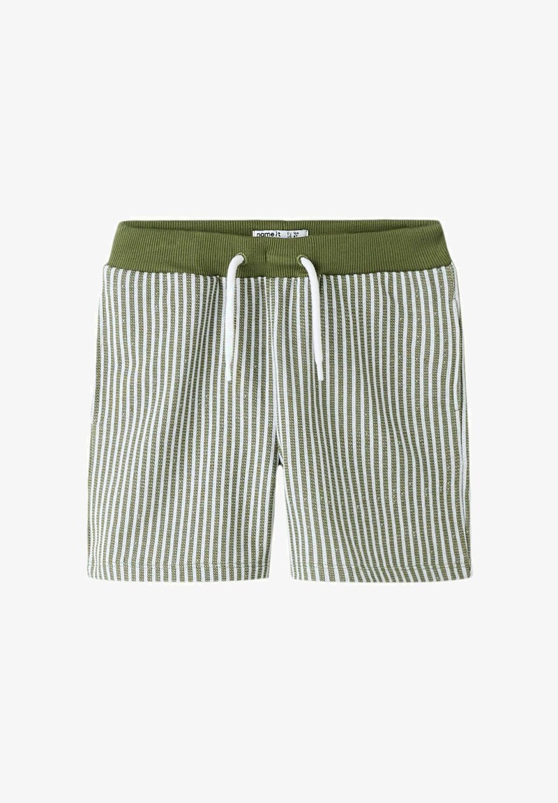 Shorts rayés vert et blanc à rayures verticales avec une ceinture côtelée verte et un cordon blanc.