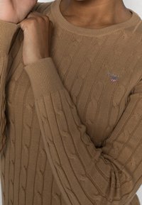 GANT Sweter
