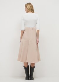 Calliope Abito in maglia - beige medio