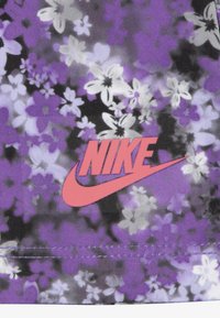 Nike Sportswear FRESH CUT DOLMAN RUFFLE SET - Pusa - purple