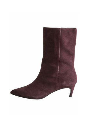 REGULAR FIT - FOREVER COMFORT POINTED TOE - Klassikalised poolsaapad - burgundy red suede