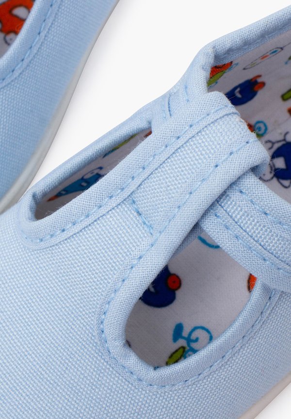 PEPITOS FINA CIERRE ADHERENTE – Lauflernschuh – celeste