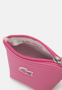Lacoste COIN PURSE - Plånbok - reseda